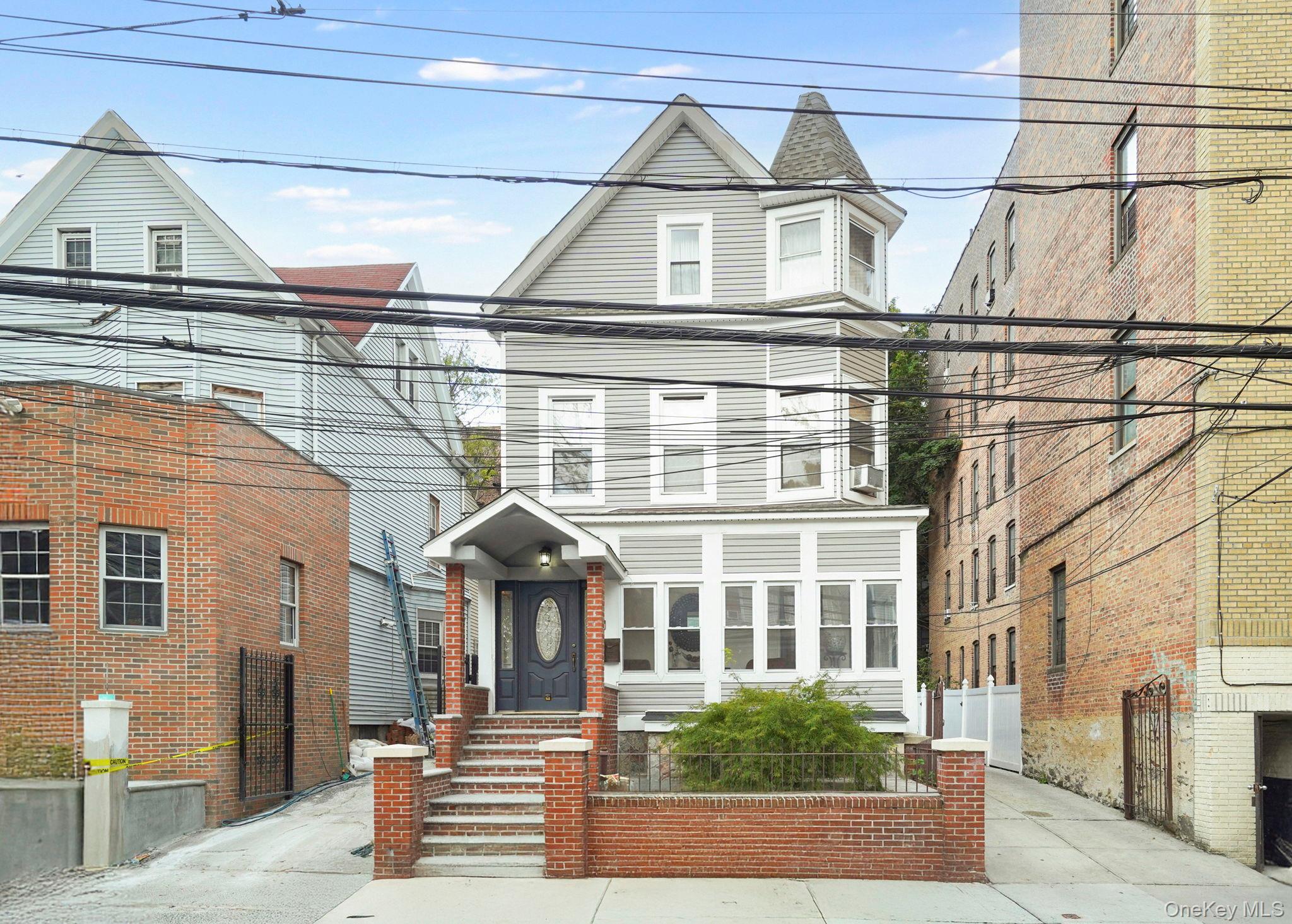 Single Family Perry  Bronx, NY 10467, MLS-926060-38