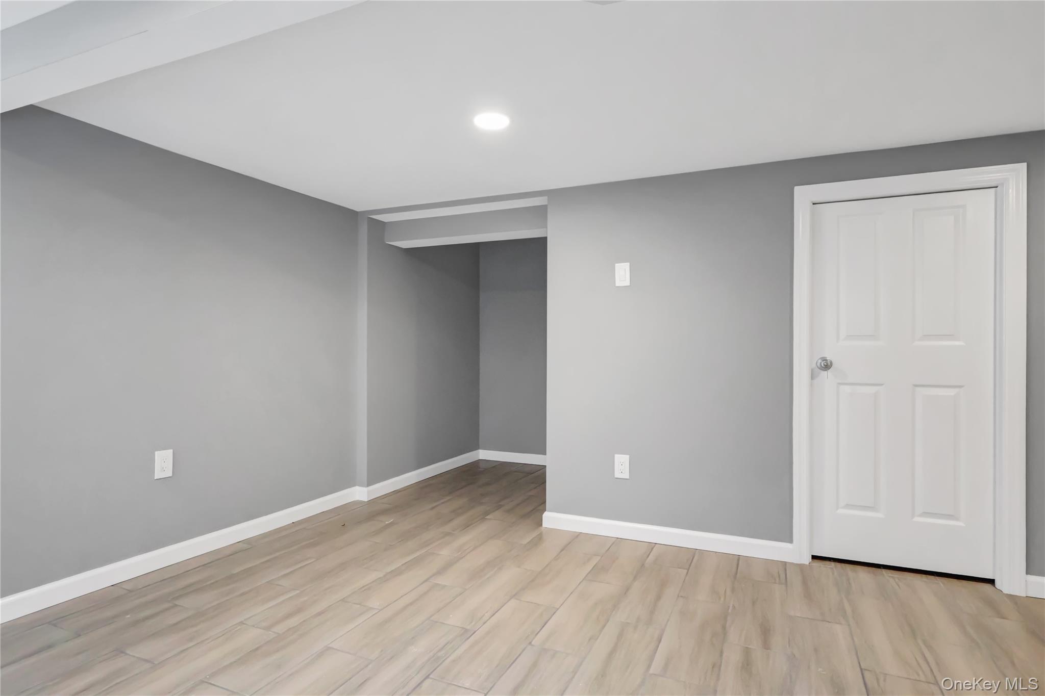 Single Family Bayview Suffolk County, NY 11772, MLS-926074-18