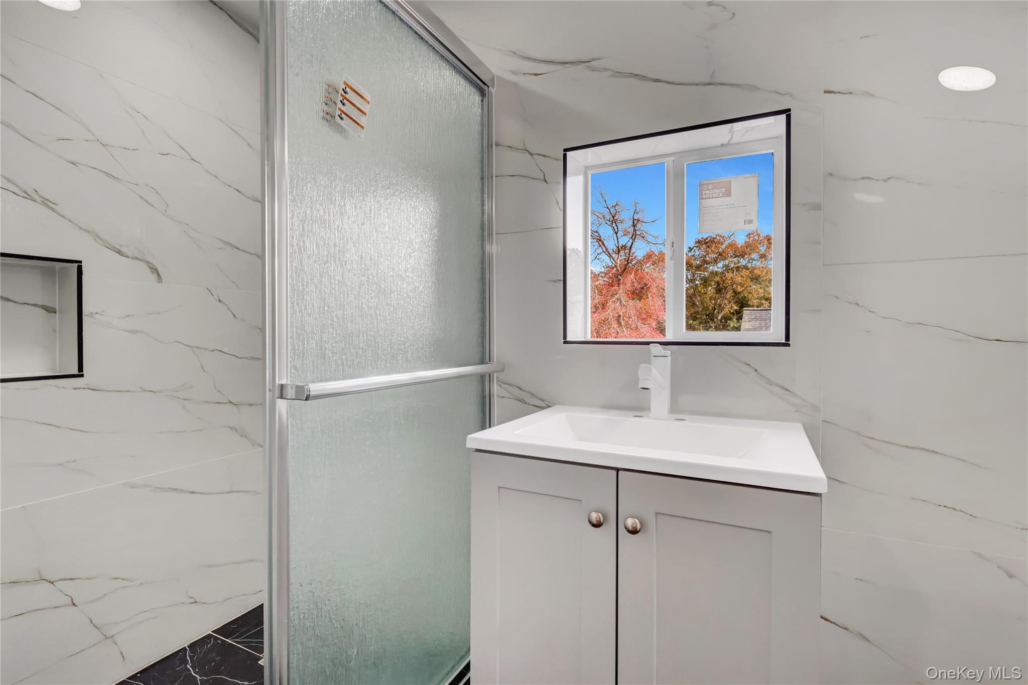 Single Family Bayview Suffolk County, NY 11772, MLS-926074-25