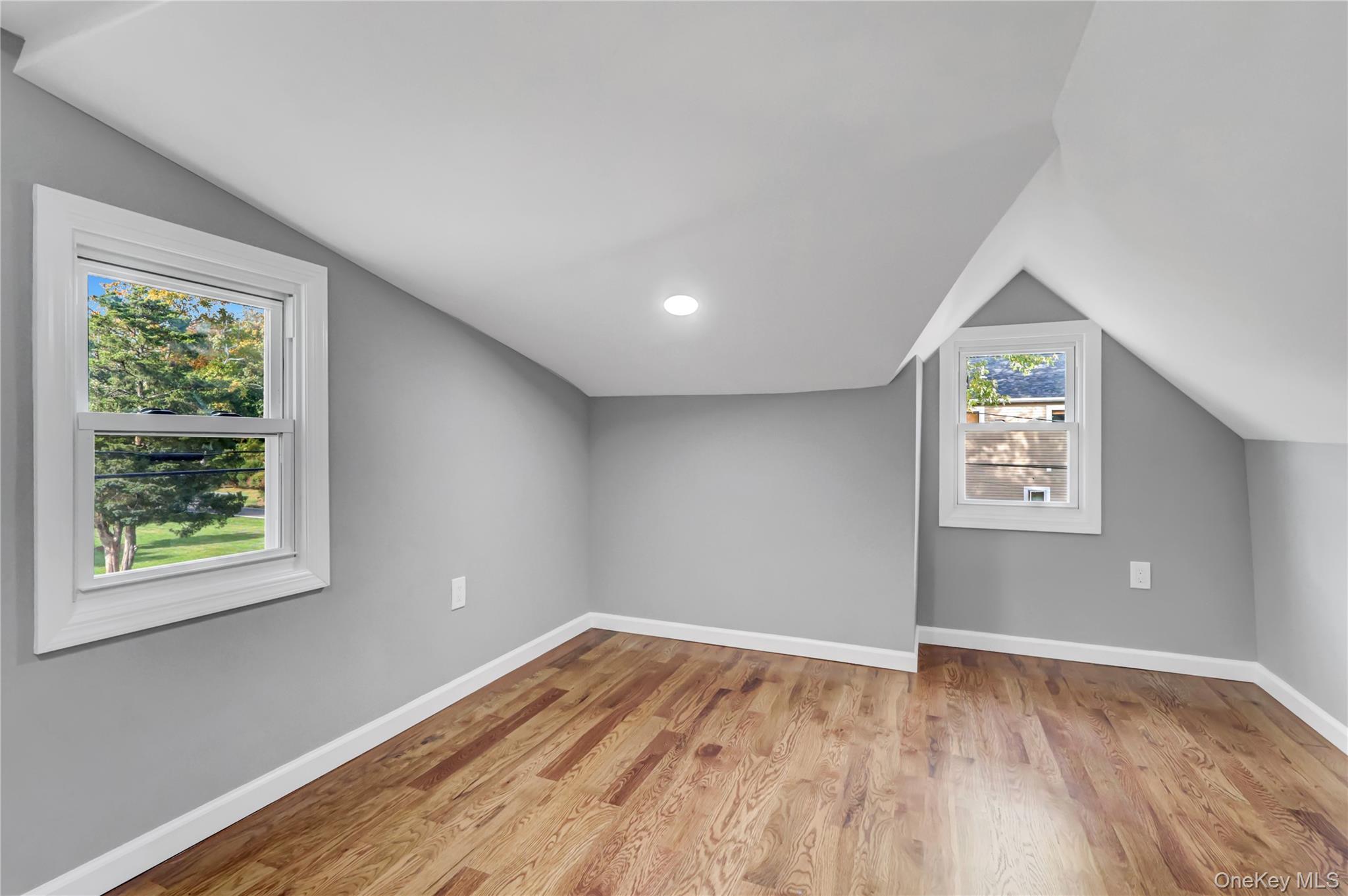 Single Family Bayview Suffolk County, NY 11772, MLS-926074-27