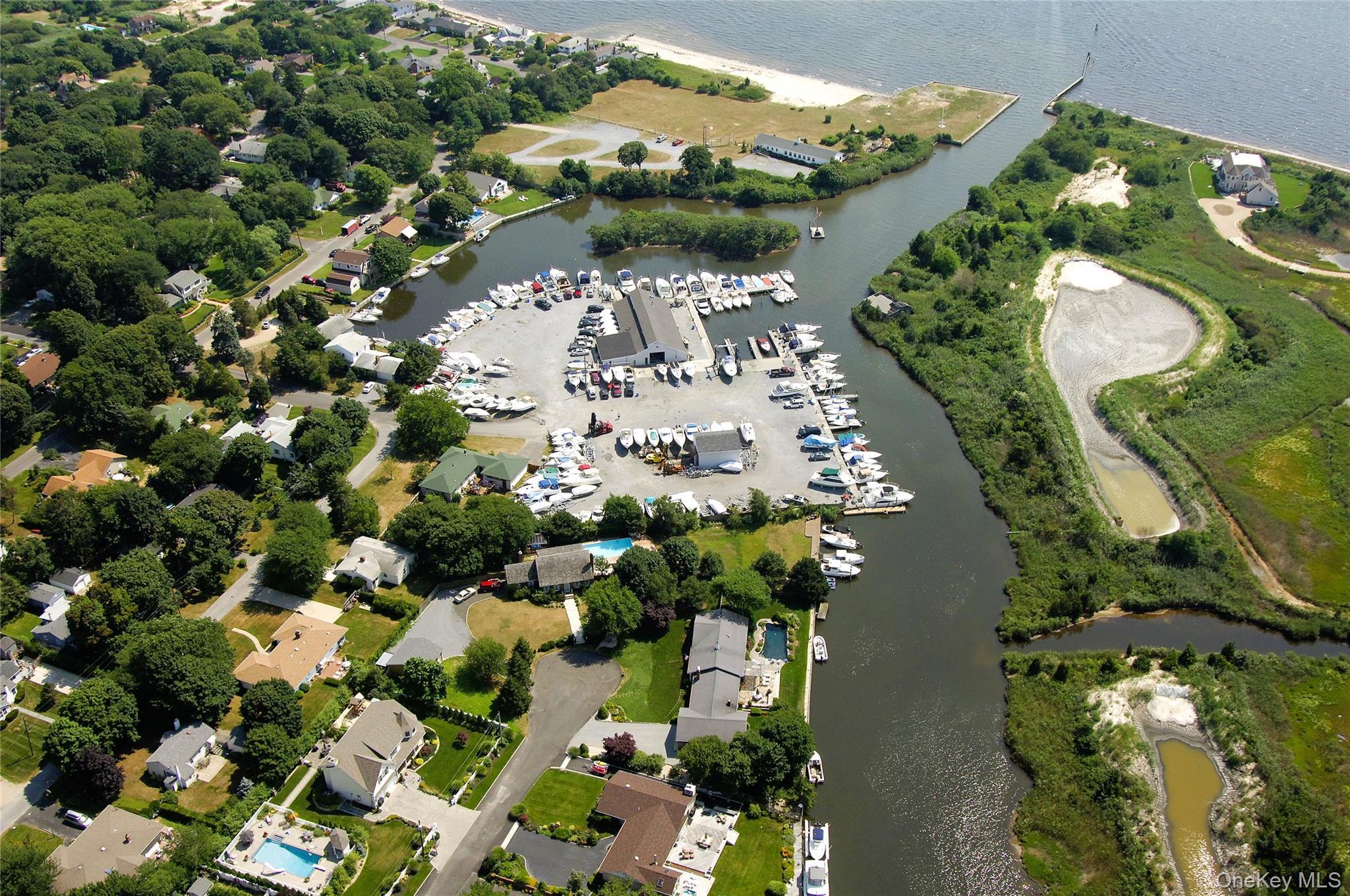 Single Family Bayview  Suffolk County, NY 11772, MLS-926074-33