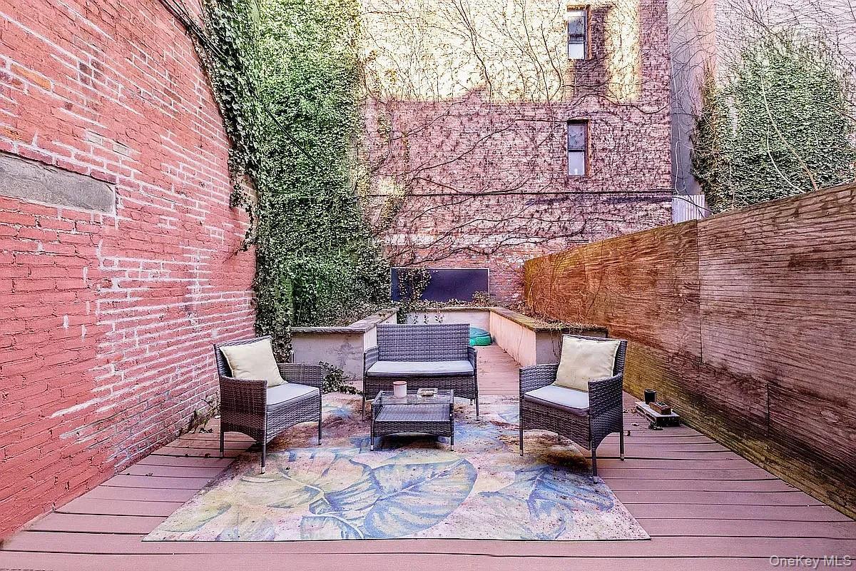 Single Family Pleasant Manhattan, NY 10035, MLS-926078-10