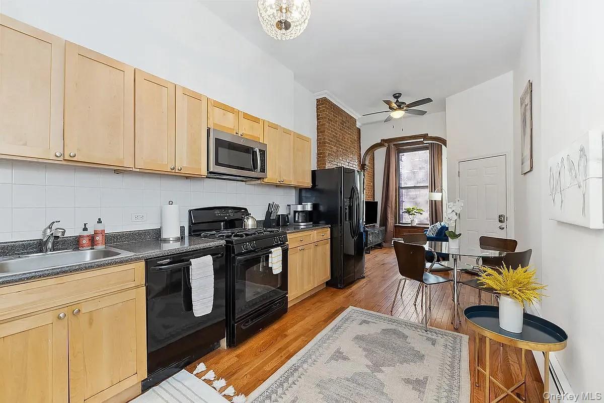 Single Family Pleasant Manhattan, NY 10035, MLS-926078-11