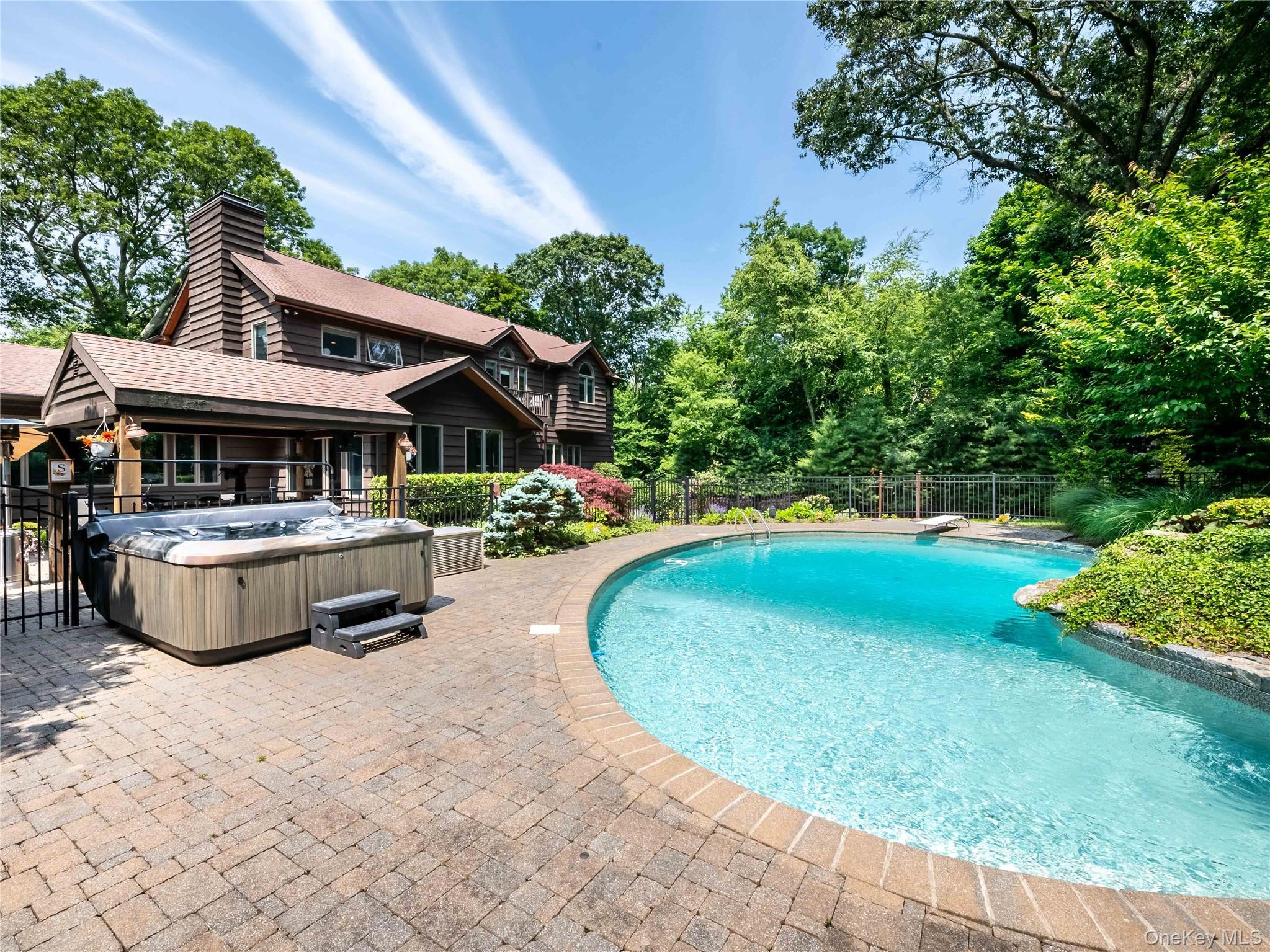 Single Family Arbutus Suffolk County, NY 11740, MLS-926088-13