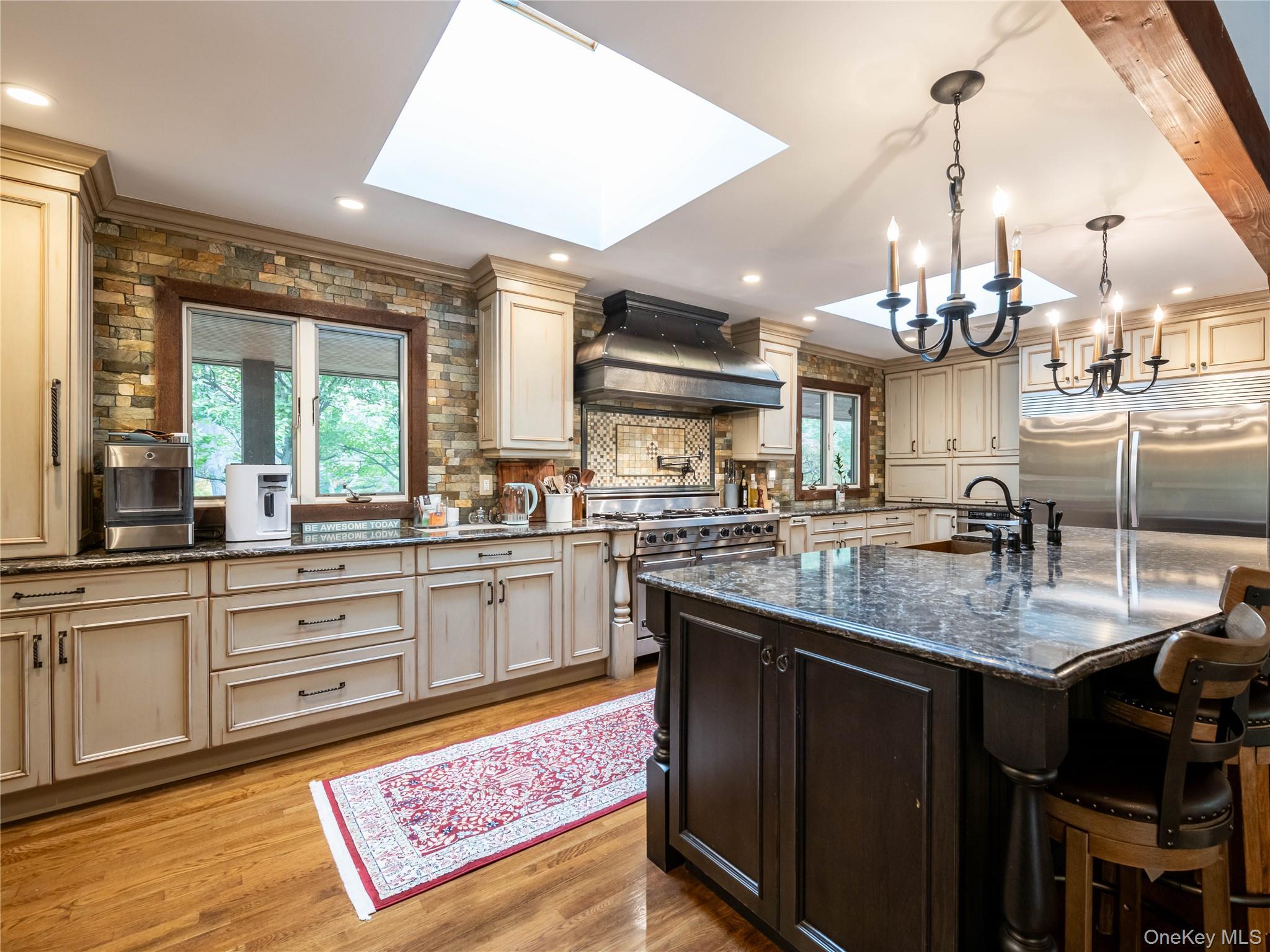 Single Family Arbutus Suffolk County, NY 11740, MLS-926088-22