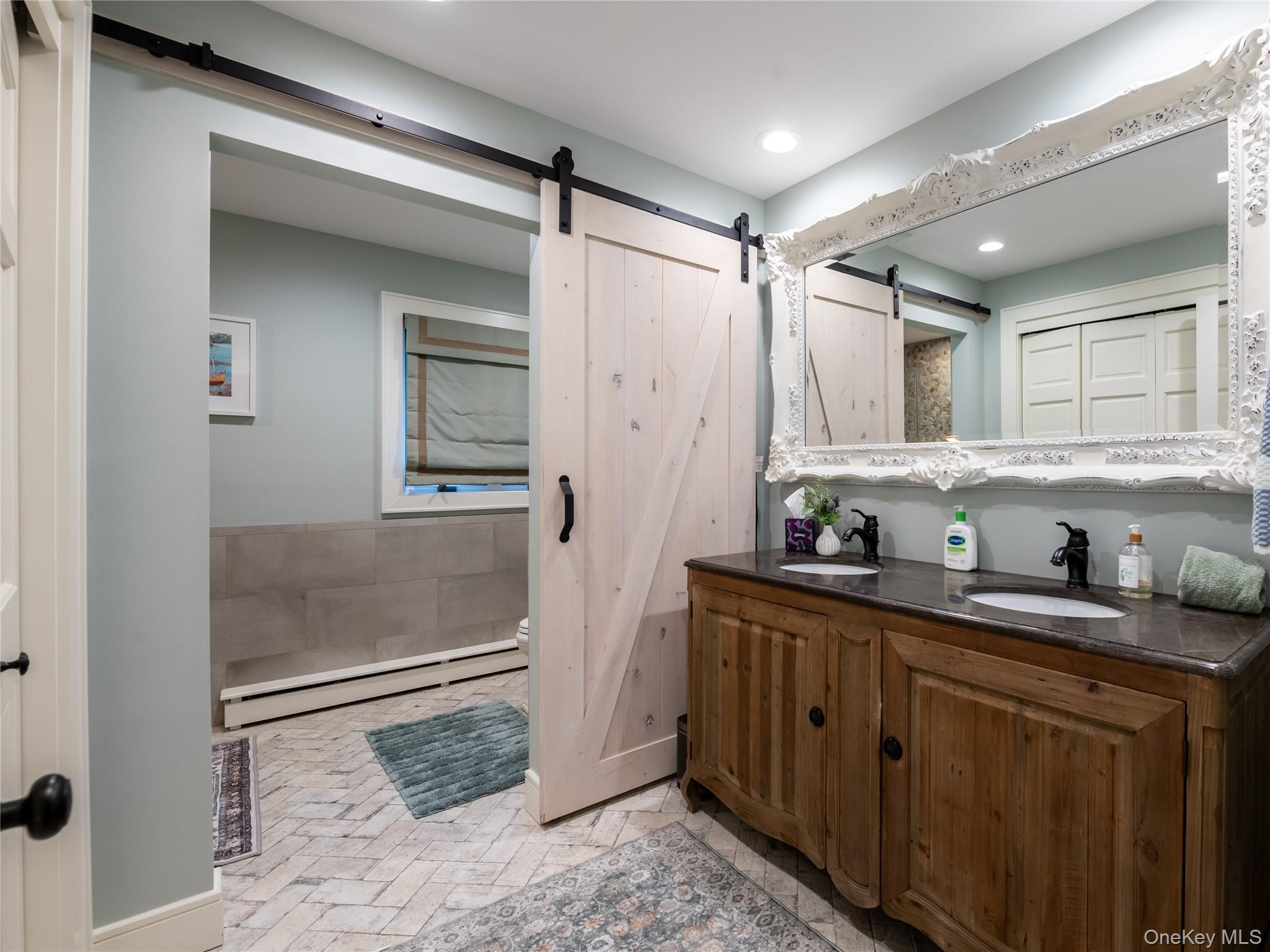 Single Family Arbutus Suffolk County, NY 11740, MLS-926088-28