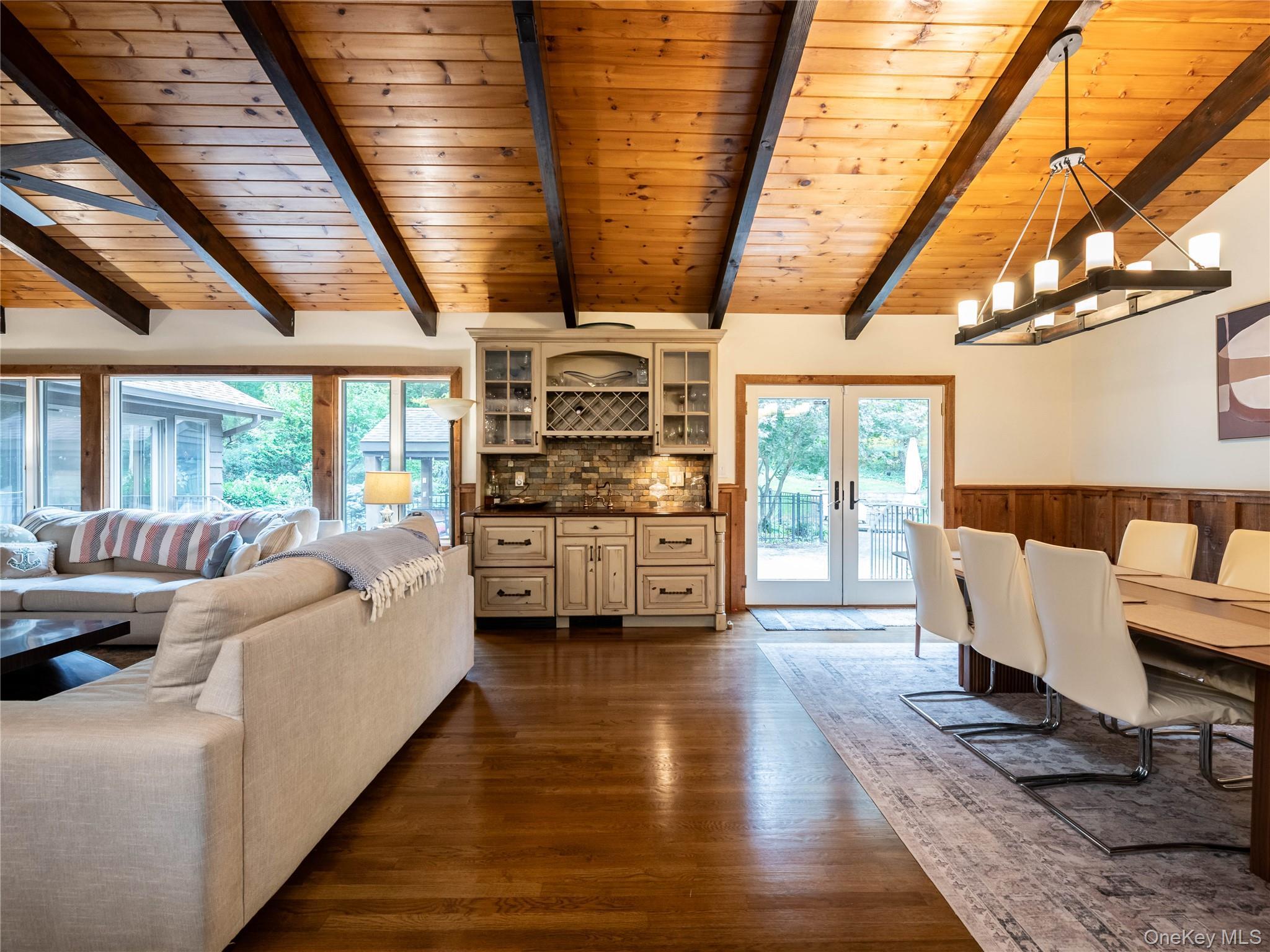 Single Family Arbutus Suffolk County, NY 11740, MLS-926088-44