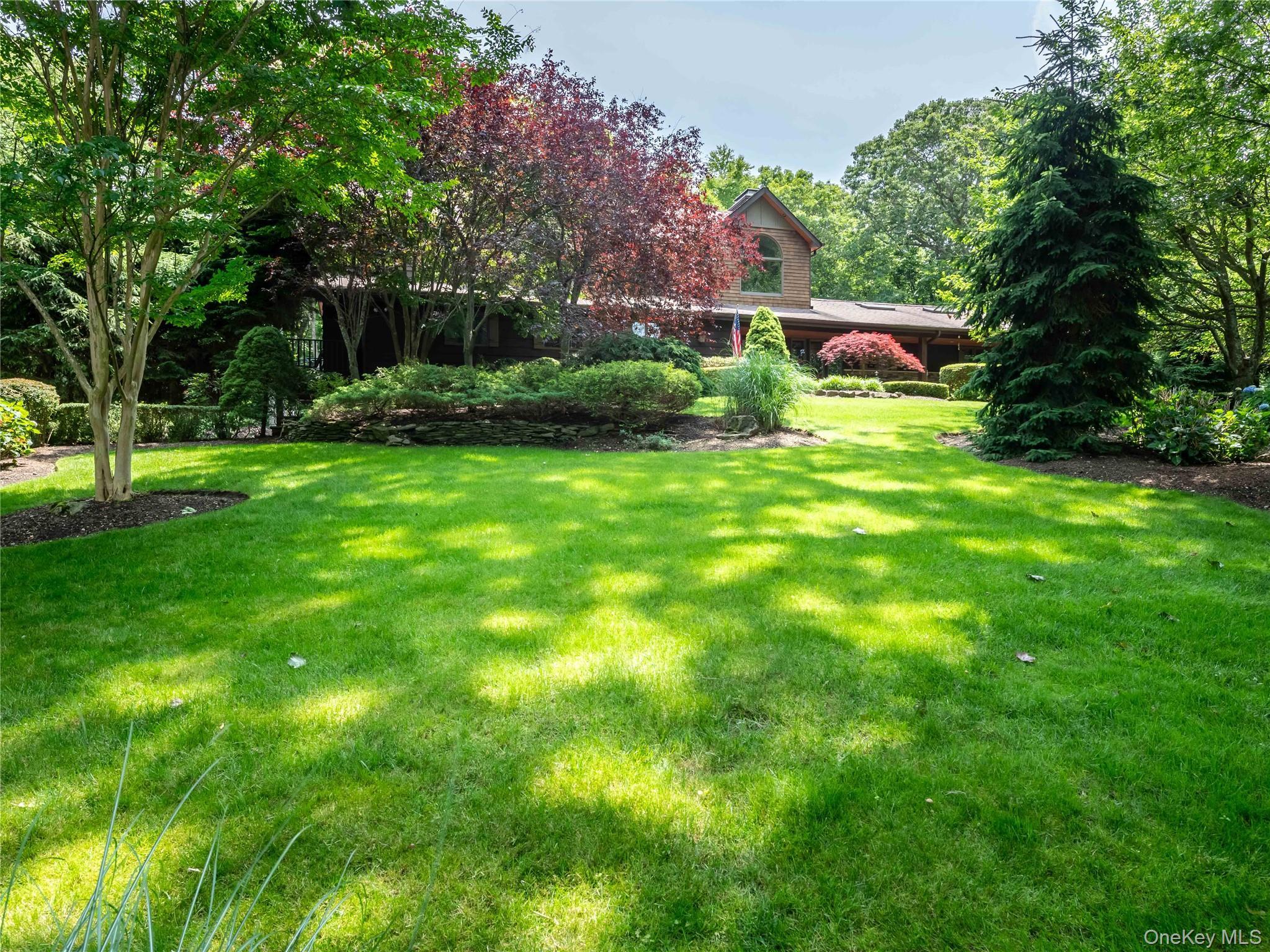 Single Family Arbutus Suffolk County, NY 11740, MLS-926088-9