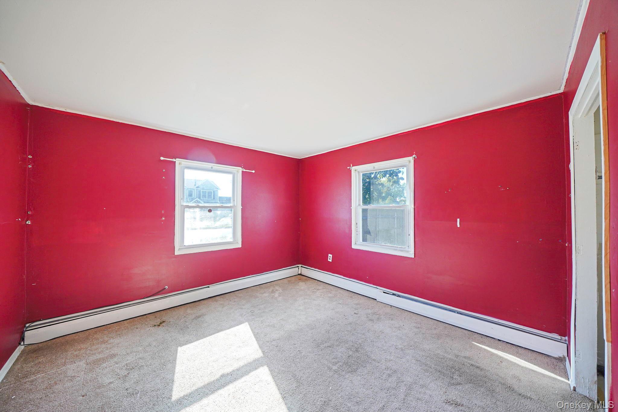 Single Family Bowling  Nassau County, NY 11756, MLS-926090-10