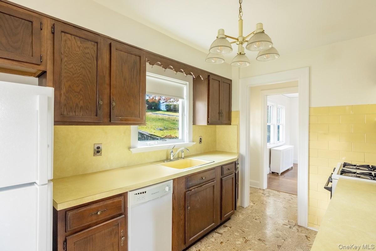 Single Family Grandview Westchester County, NY 10522, MLS-926111-11