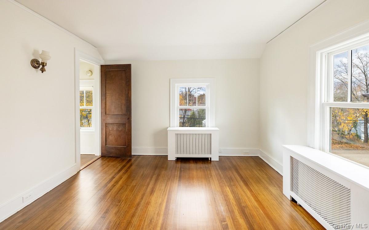 Single Family Grandview Westchester County, NY 10522, MLS-926111-17