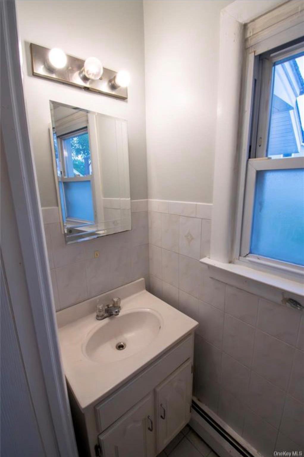 Single Family Henry Nassau County, NY 11575, MLS-926113-9