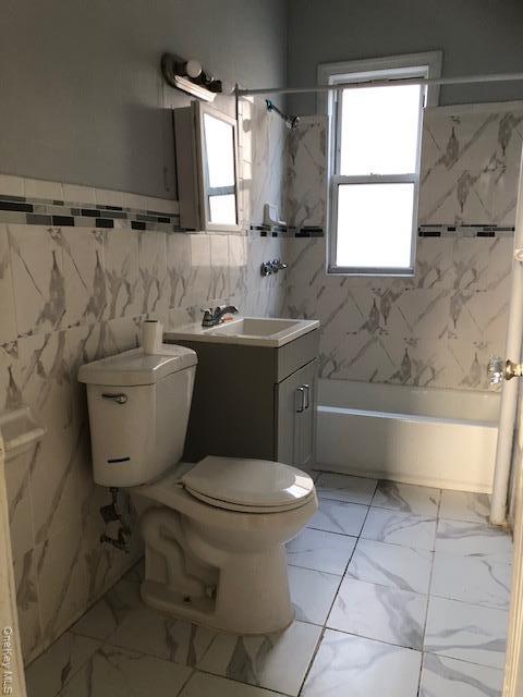 Apartment 82nd  Queens, NY 11432, MLS-926119-6