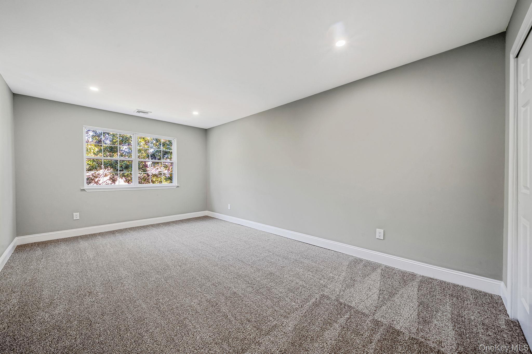 Single Family Adamson  Suffolk County, NY 11784, MLS-926128-25