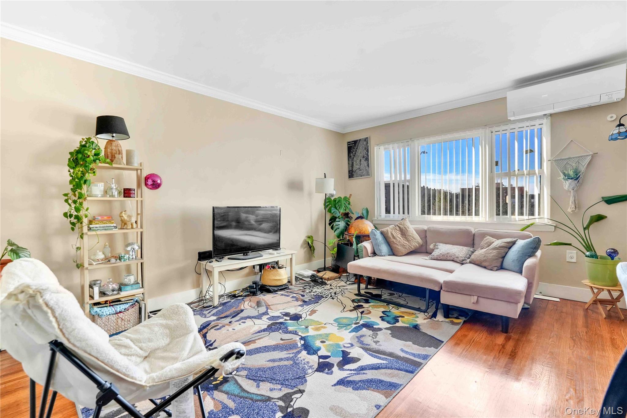 Single Family 24th Queens, NY 11103, MLS-926137-16