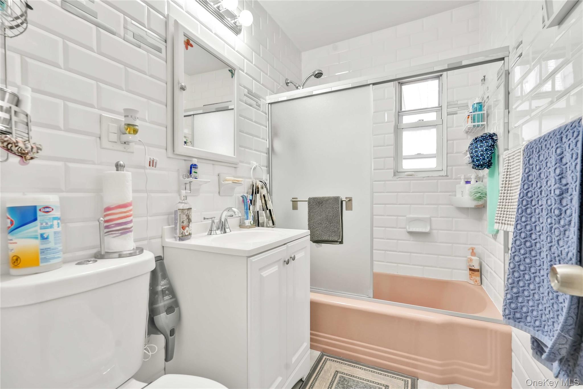 Single Family 24th Queens, NY 11103, MLS-926137-28