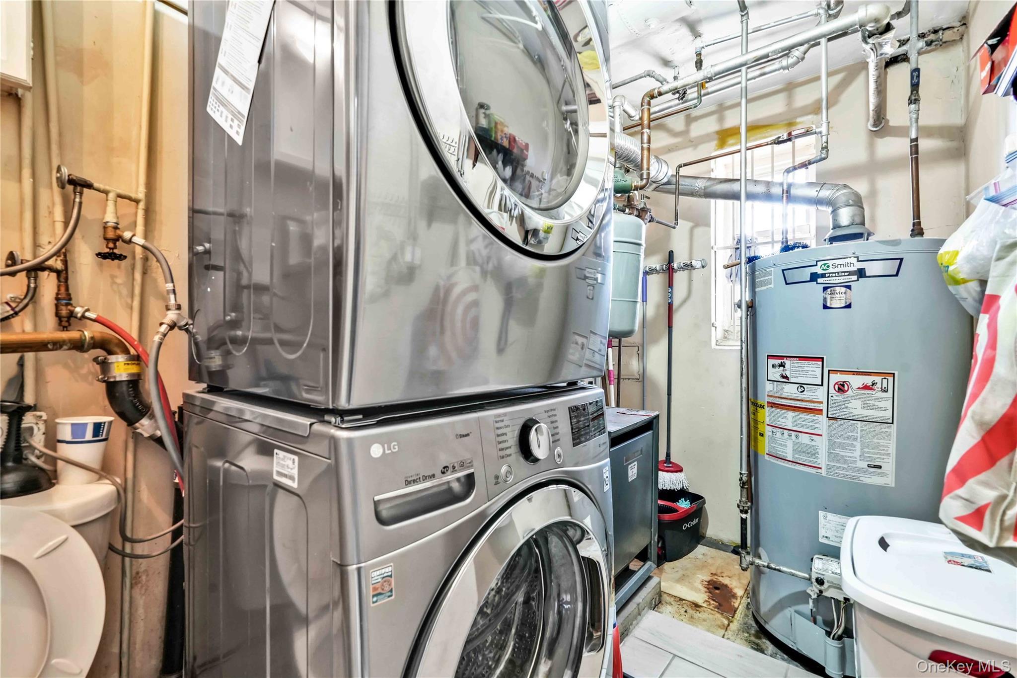 Single Family 24th Queens, NY 11103, MLS-926137-36