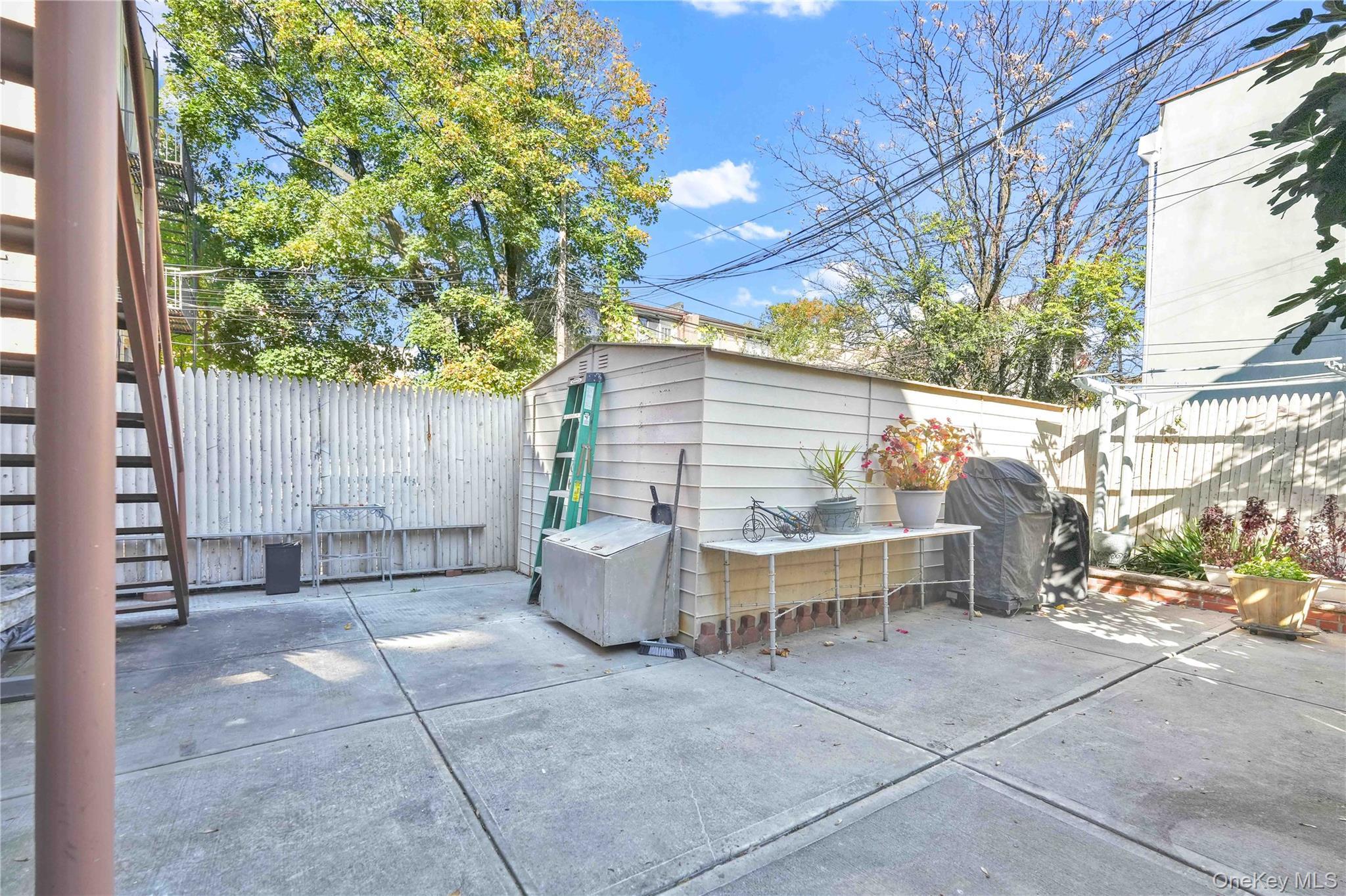 Single Family 24th Queens, NY 11103, MLS-926137-40