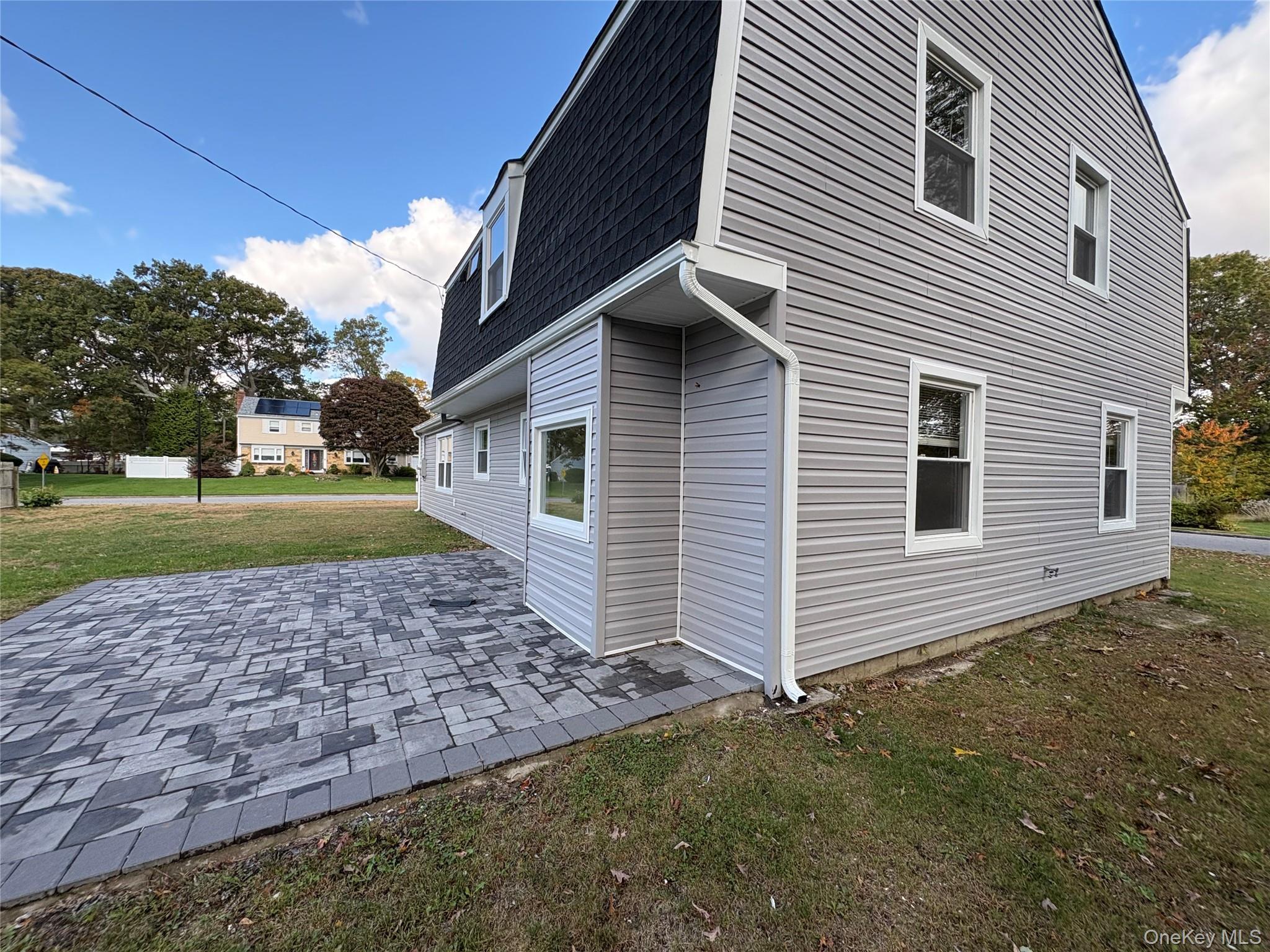 Single Family Whitney  Suffolk County, NY 11727, MLS-926154-25