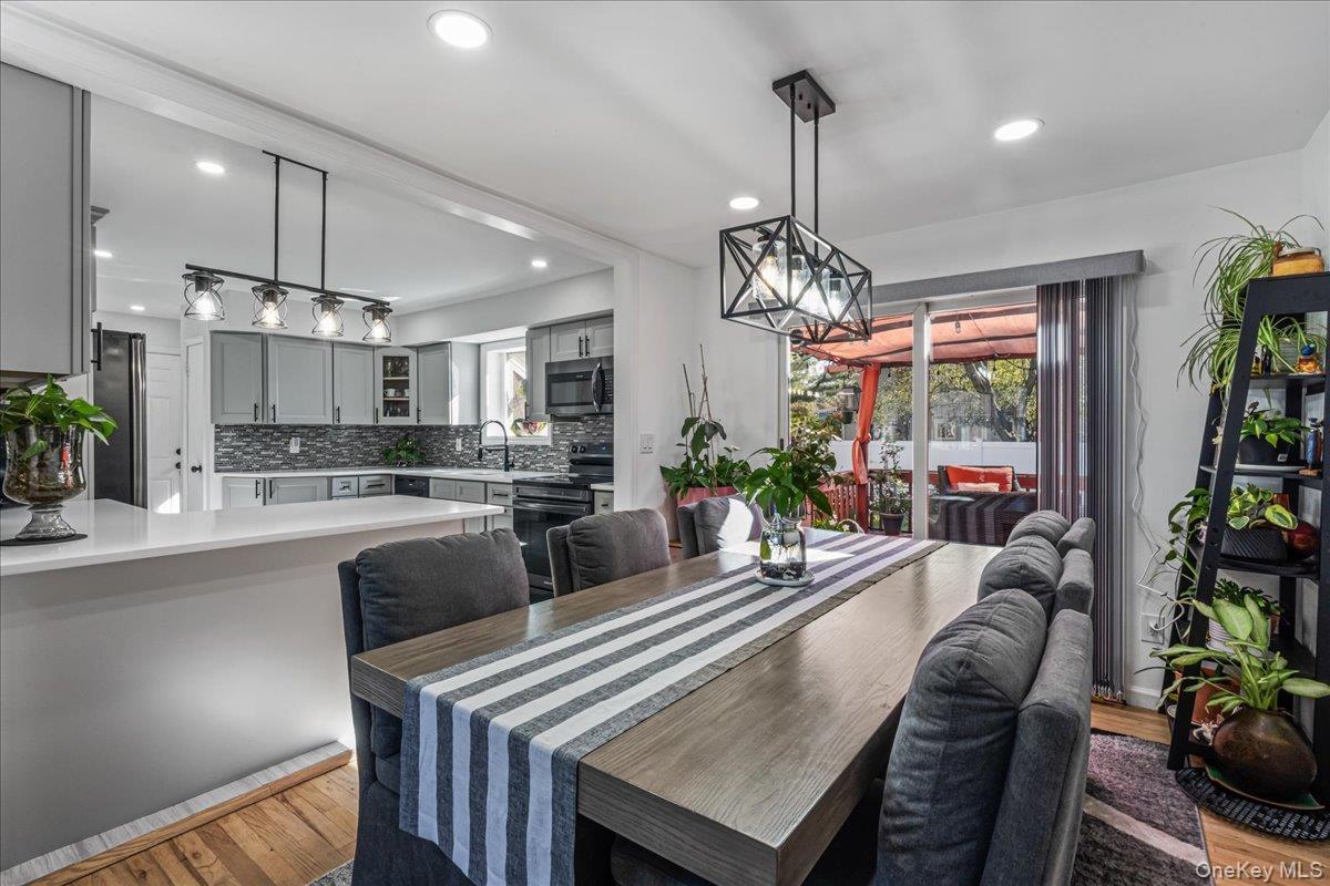 Single Family Colonial Nassau County, NY 11758, MLS-926202-17