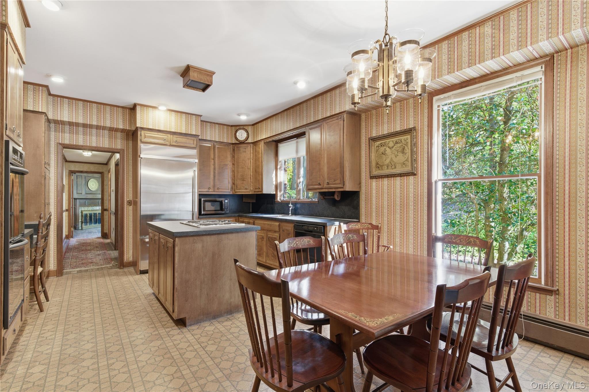 Single Family Lloyd Point Suffolk County, NY 11743, MLS-926211-11