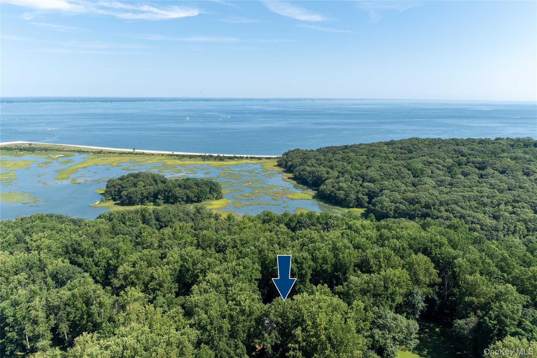 Single Family Lloyd Point  Suffolk County, NY 11743, MLS-926211-29