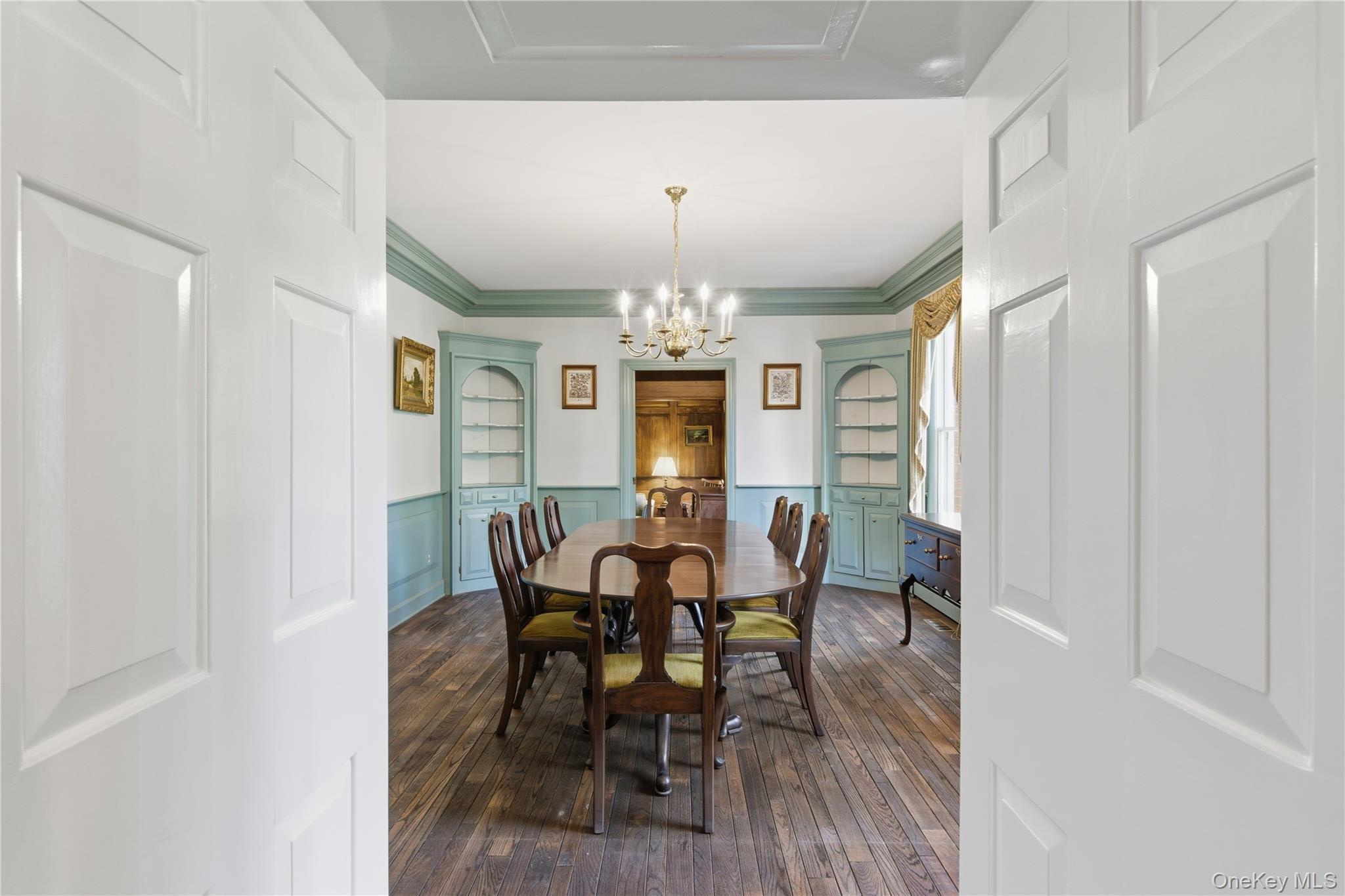 Single Family Lloyd Point Suffolk County, NY 11743, MLS-926211-9