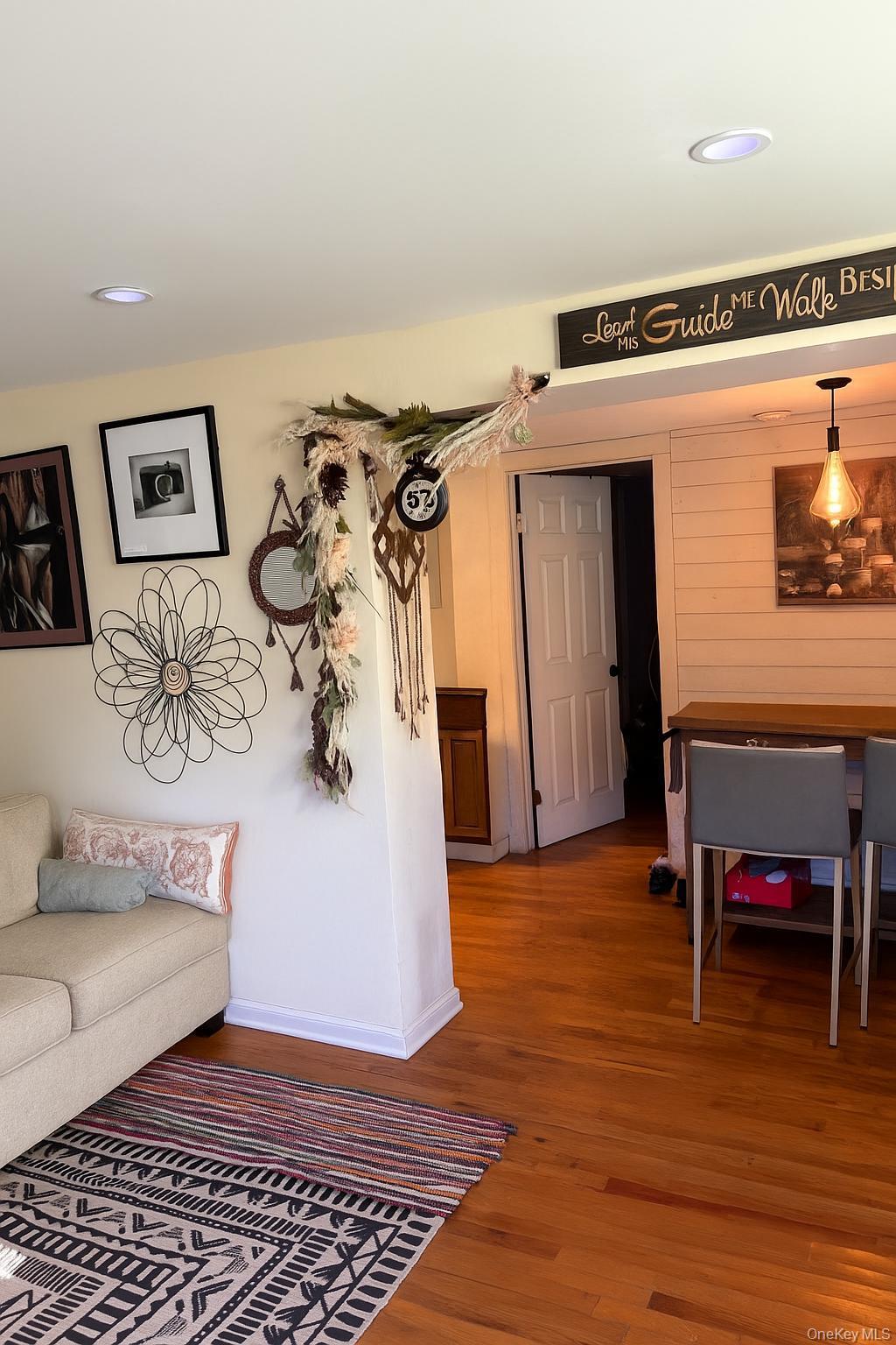 Single Family Edgewood  Suffolk County, NY 11776, MLS-926212-3