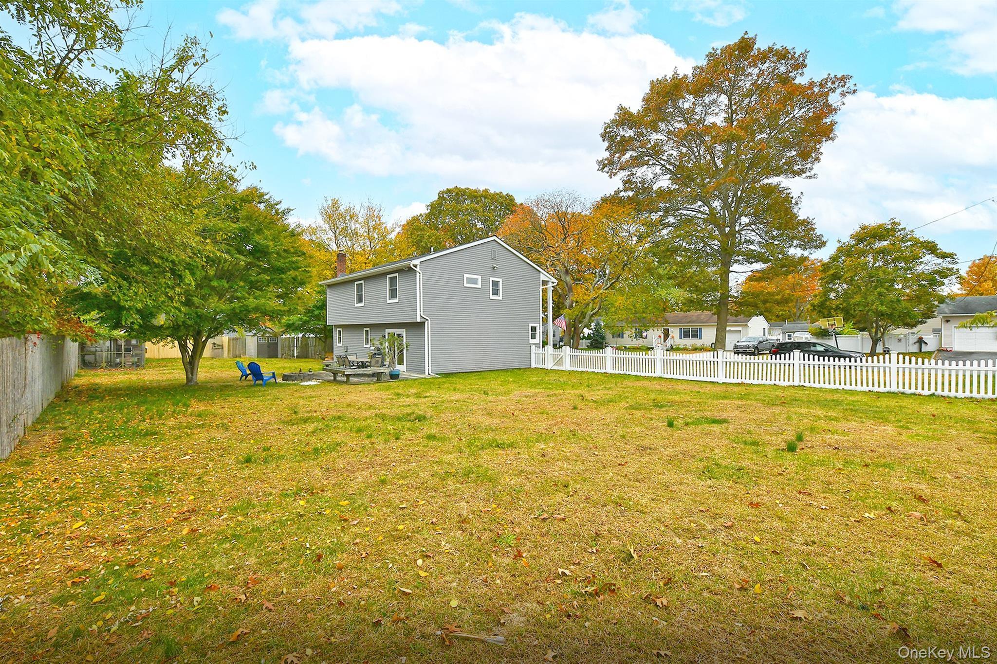 Single Family Rome  Suffolk County, NY 11772, MLS-926215-20