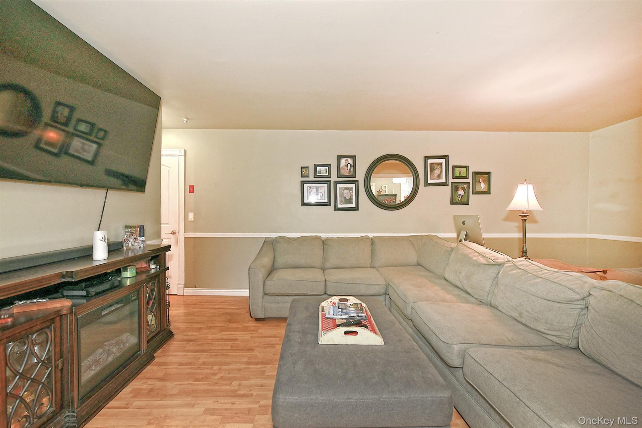 Single Family Rome  Suffolk County, NY 11772, MLS-926215-8