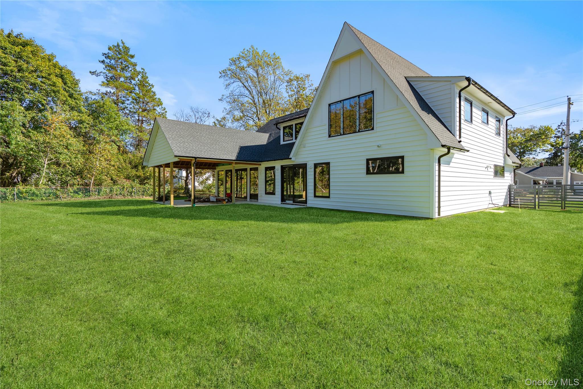 Single Family Lincoln  Suffolk County, NY 11716, MLS-926220-3