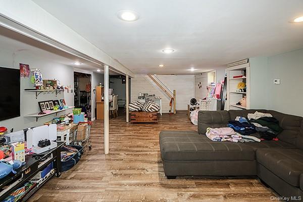 Single Family Davenport  Nassau County, NY 11710, MLS-926222-22