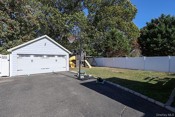 Single Family Davenport  Nassau County, NY 11710, MLS-926222-24