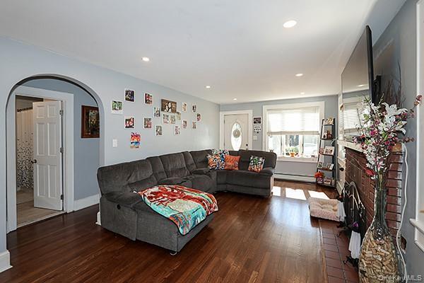 Single Family Davenport  Nassau County, NY 11710, MLS-926222-4