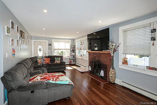 Single Family Davenport  Nassau County, NY 11710, MLS-926222-5