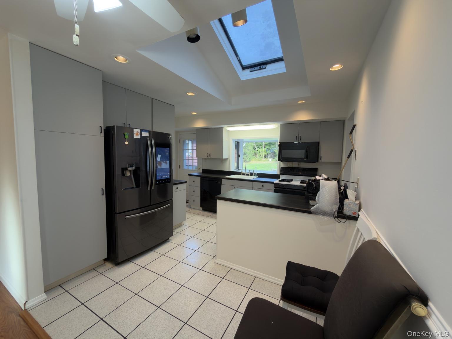 Single Family Cambon  Suffolk County, NY 11780, MLS-926234-10