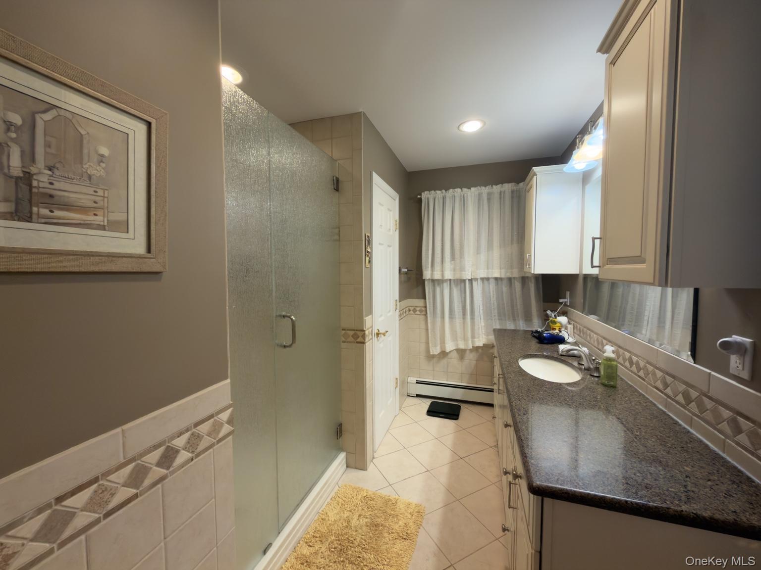 Single Family Cambon  Suffolk County, NY 11780, MLS-926234-19