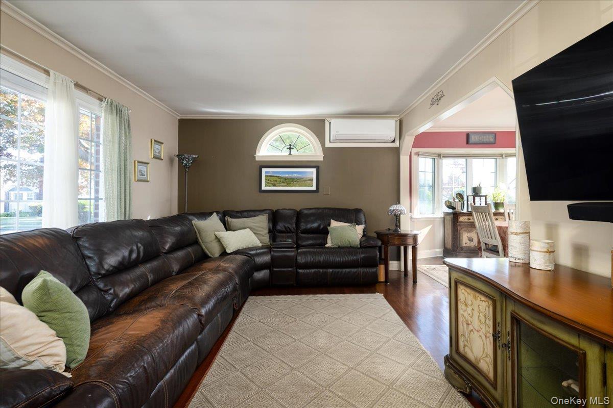 Single Family Concord  Nassau County, NY 11552, MLS-926235-4