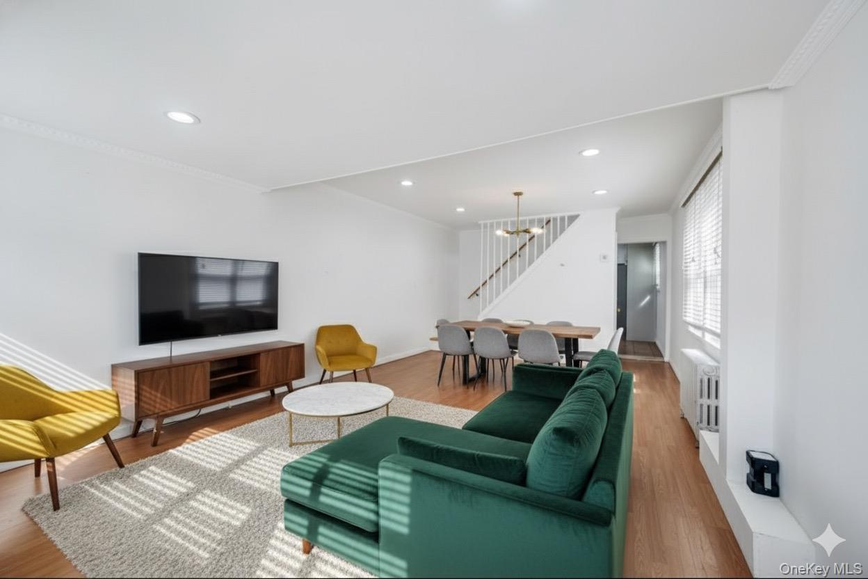 Single Family 110th Queens, NY 11429, MLS-926238-3