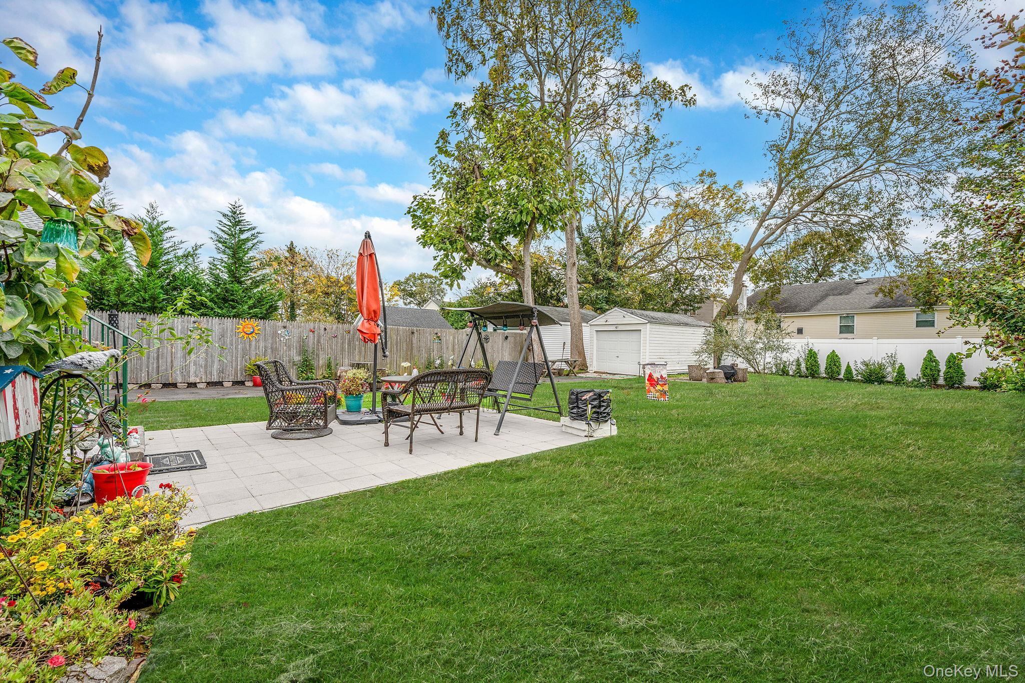 Single Family West Suffolk County, NY 11706, MLS-926248-21