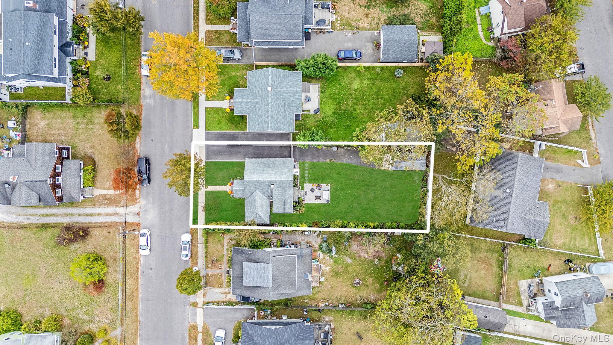 Single Family West  Suffolk County, NY 11706, MLS-926248-24