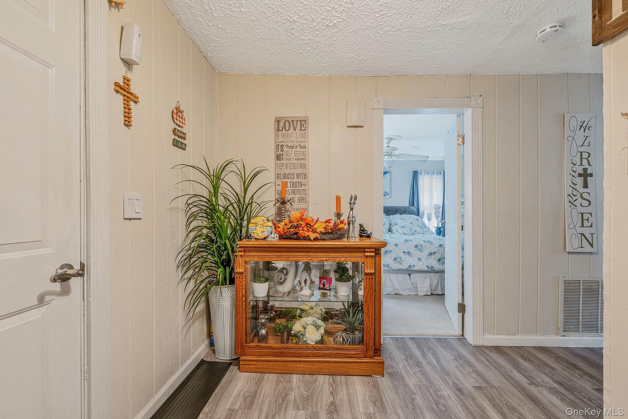 Single Family West Suffolk County, NY 11706, MLS-926248-9