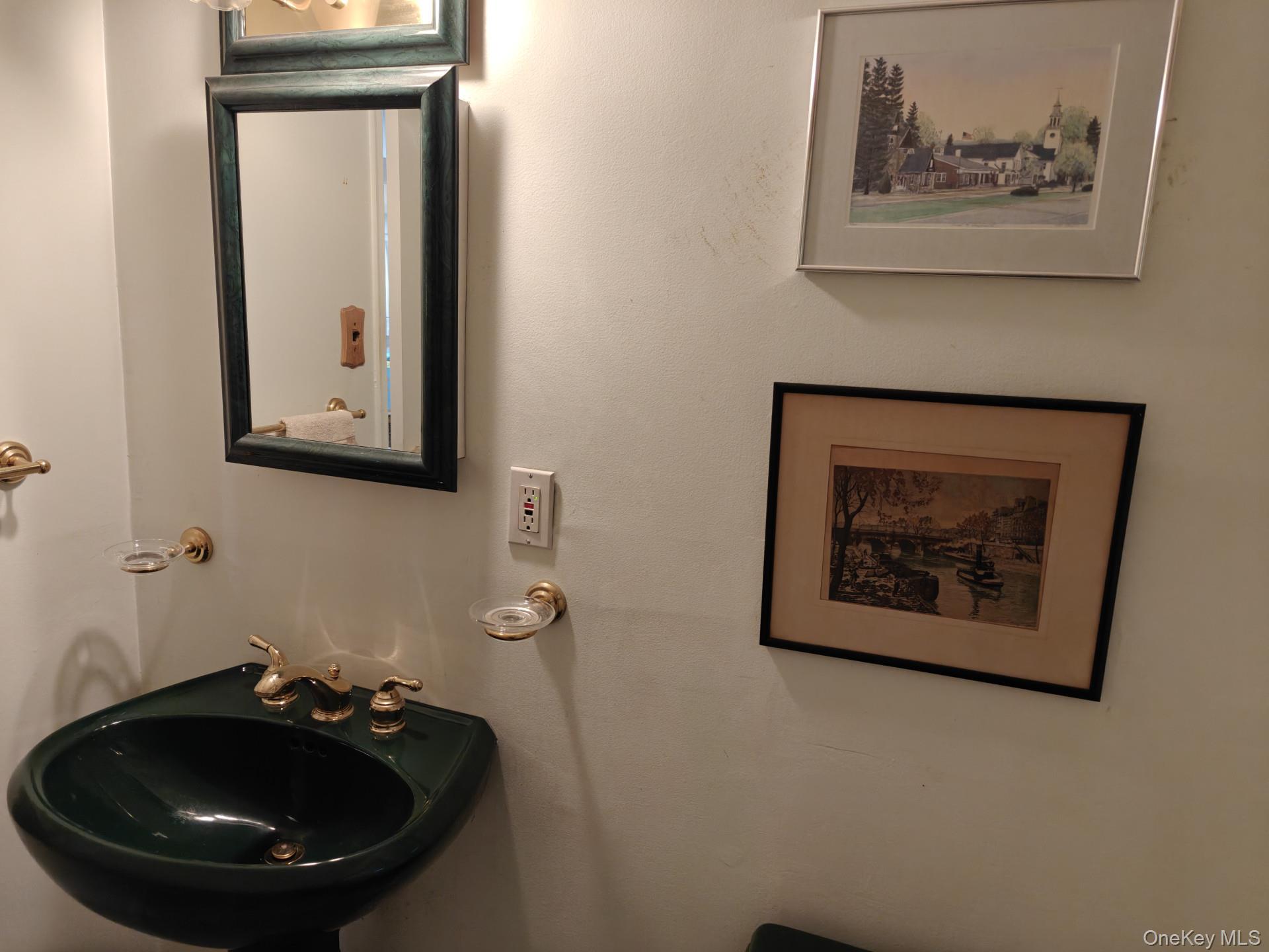 Single Family Atlantic  Suffolk County, NY 11788, MLS-926249-27