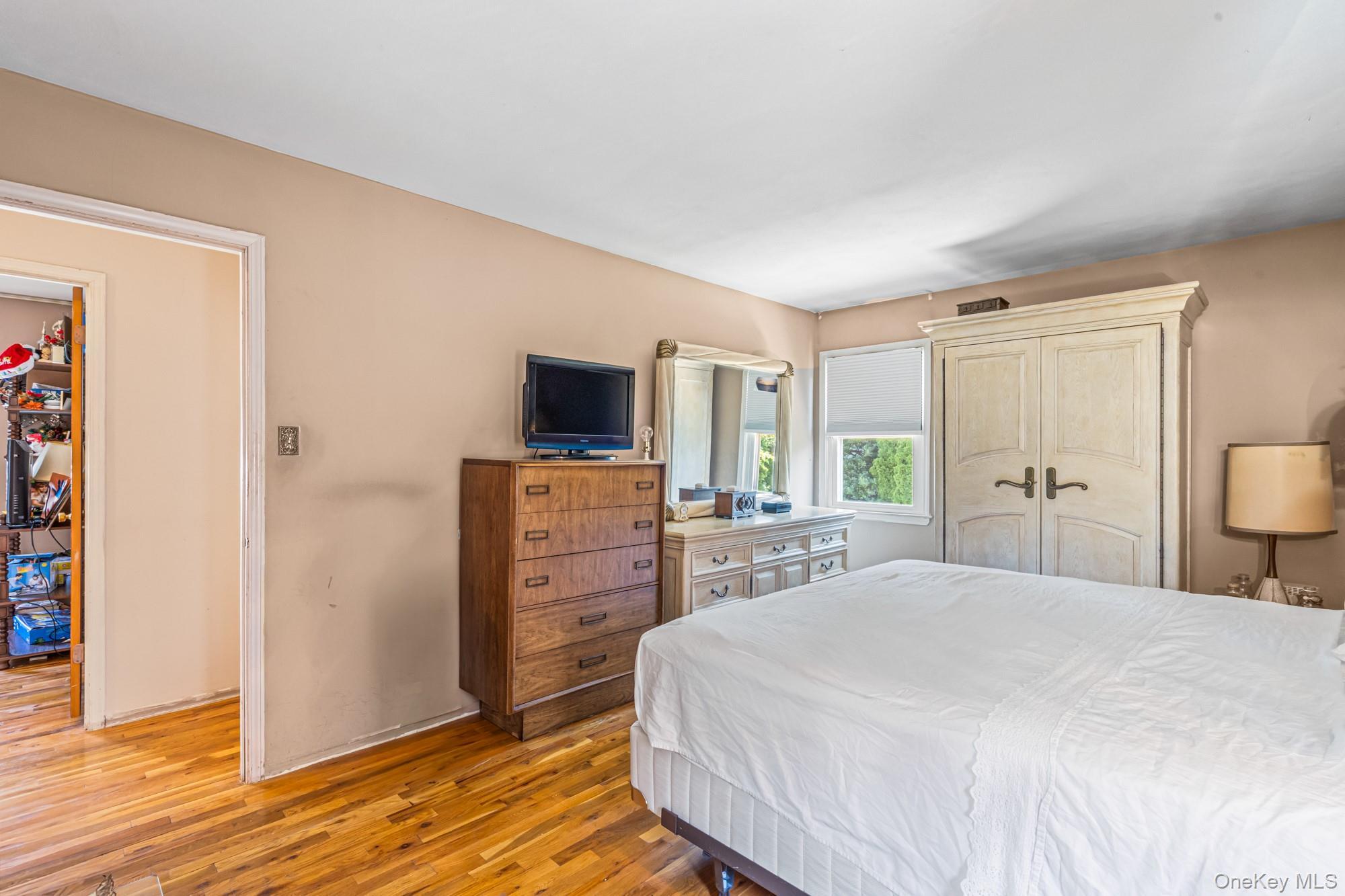 Single Family 158th Queens, NY 11357, MLS-926255-15