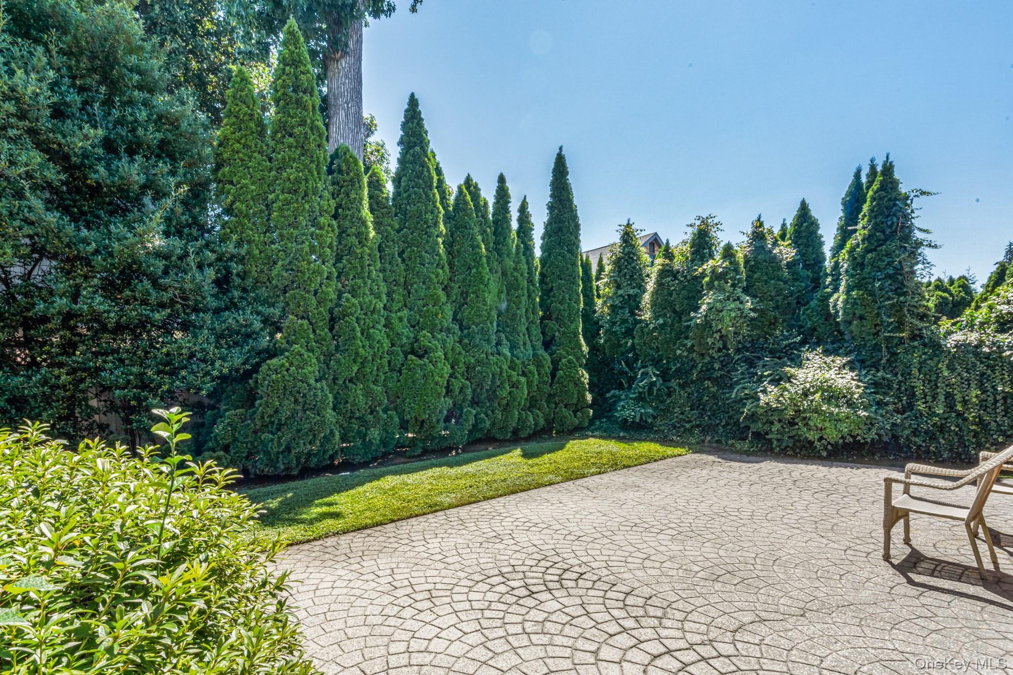 Single Family 158th Queens, NY 11357, MLS-926255-25