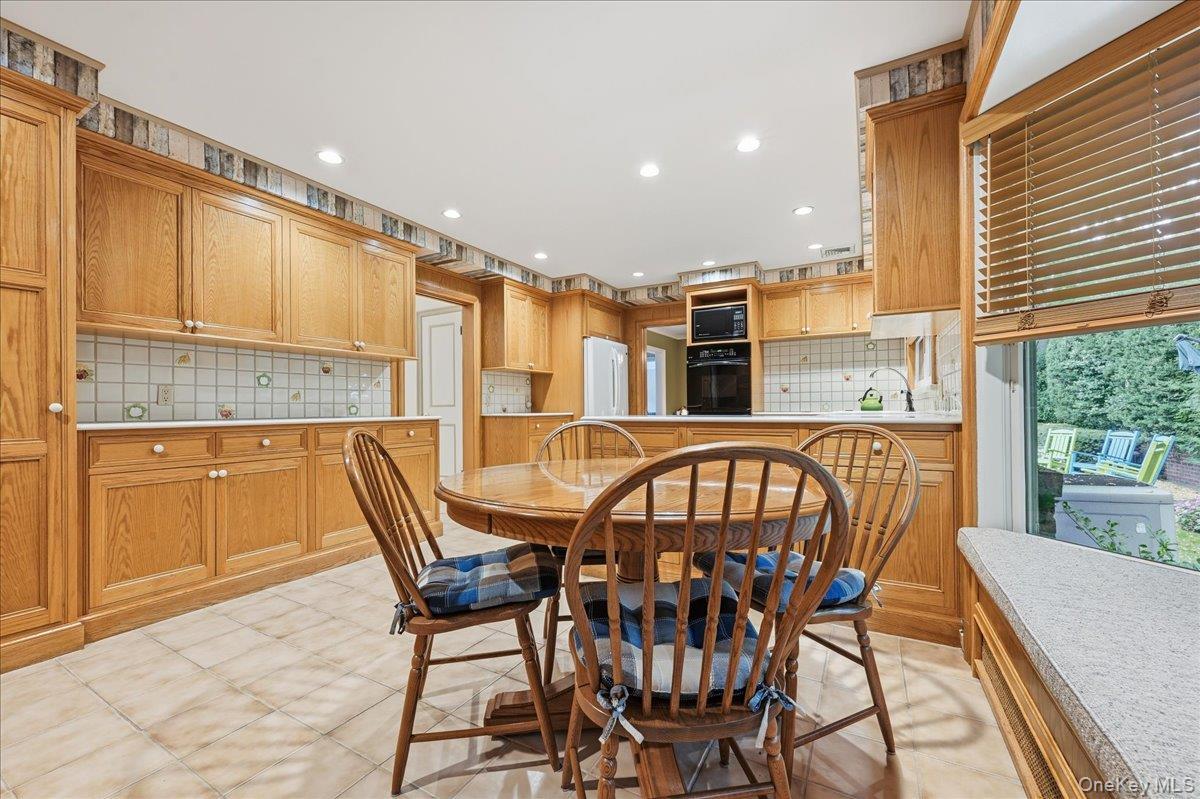 Single Family Luquer Nassau County, NY 11030, MLS-926256-12