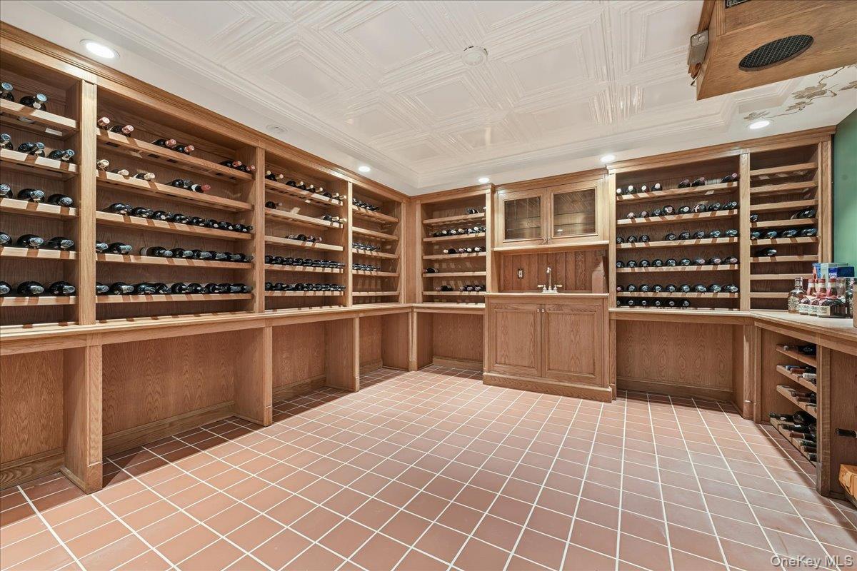 Single Family Luquer Nassau County, NY 11030, MLS-926256-31