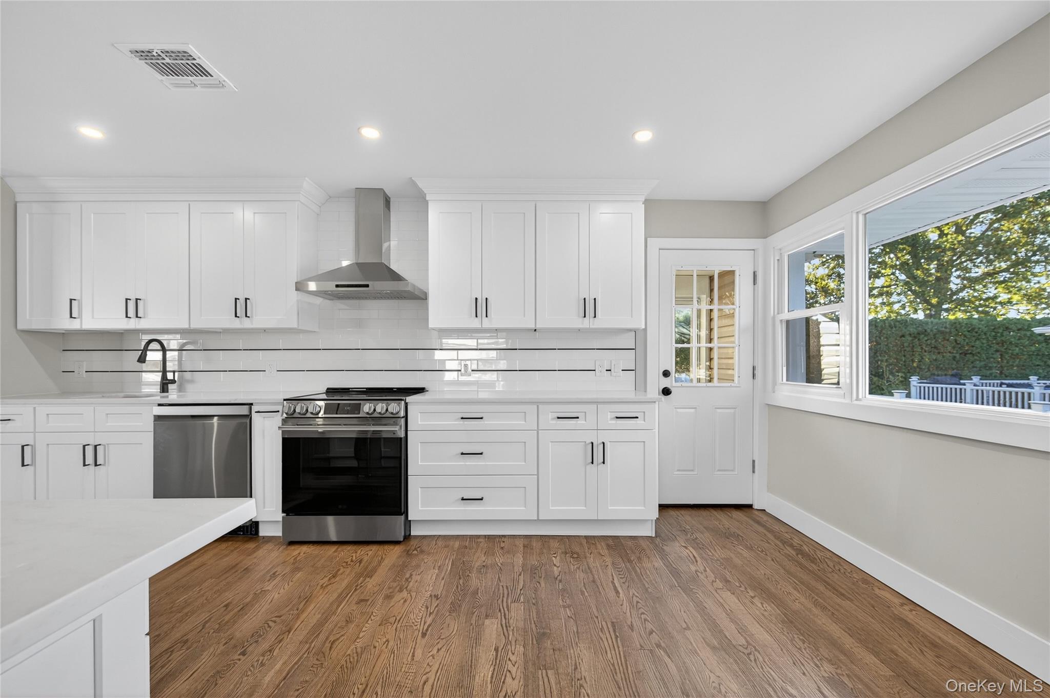 Single Family Maytime  Nassau County, NY 11753, MLS-926259-10