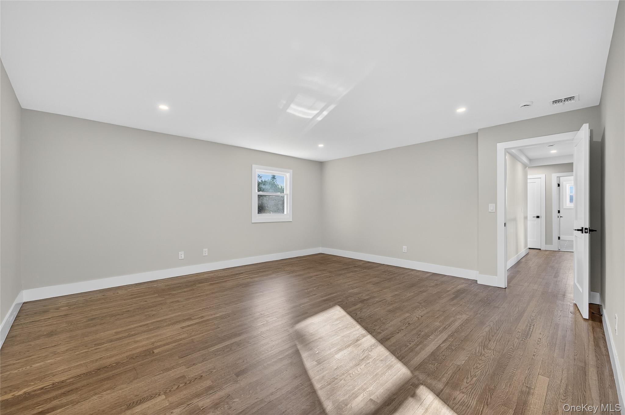 Single Family Maytime  Nassau County, NY 11753, MLS-926259-20