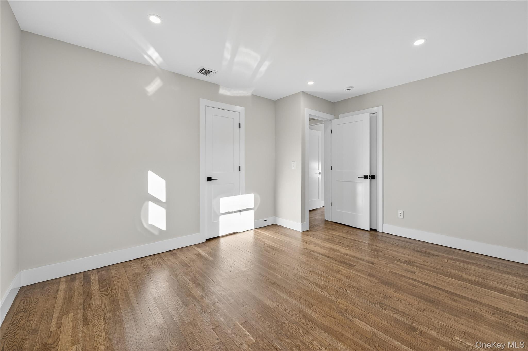 Single Family Maytime  Nassau County, NY 11753, MLS-926259-23